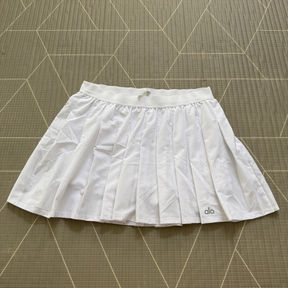 ALO Yoga Varsity Tennis Skirt White M Lined Pickleball Golf